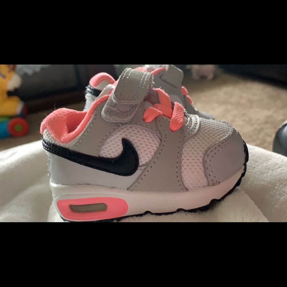 2c Nike air max